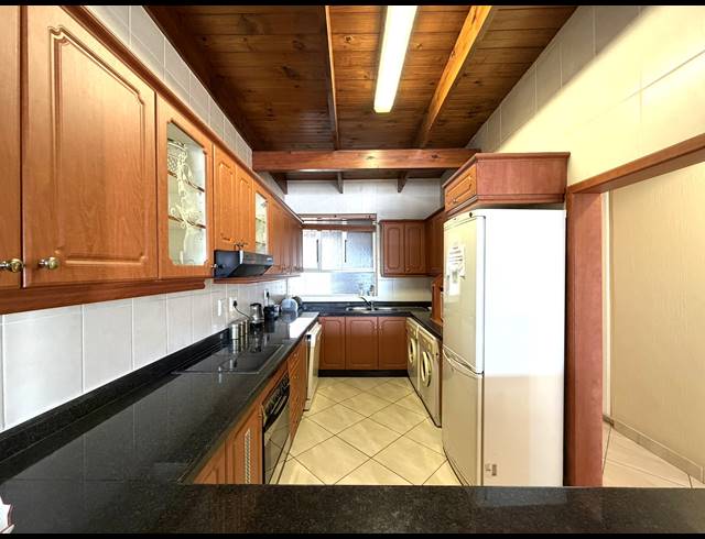 3 BEDROOM APARTMENT FOR SALE IN BALLITOVILLE